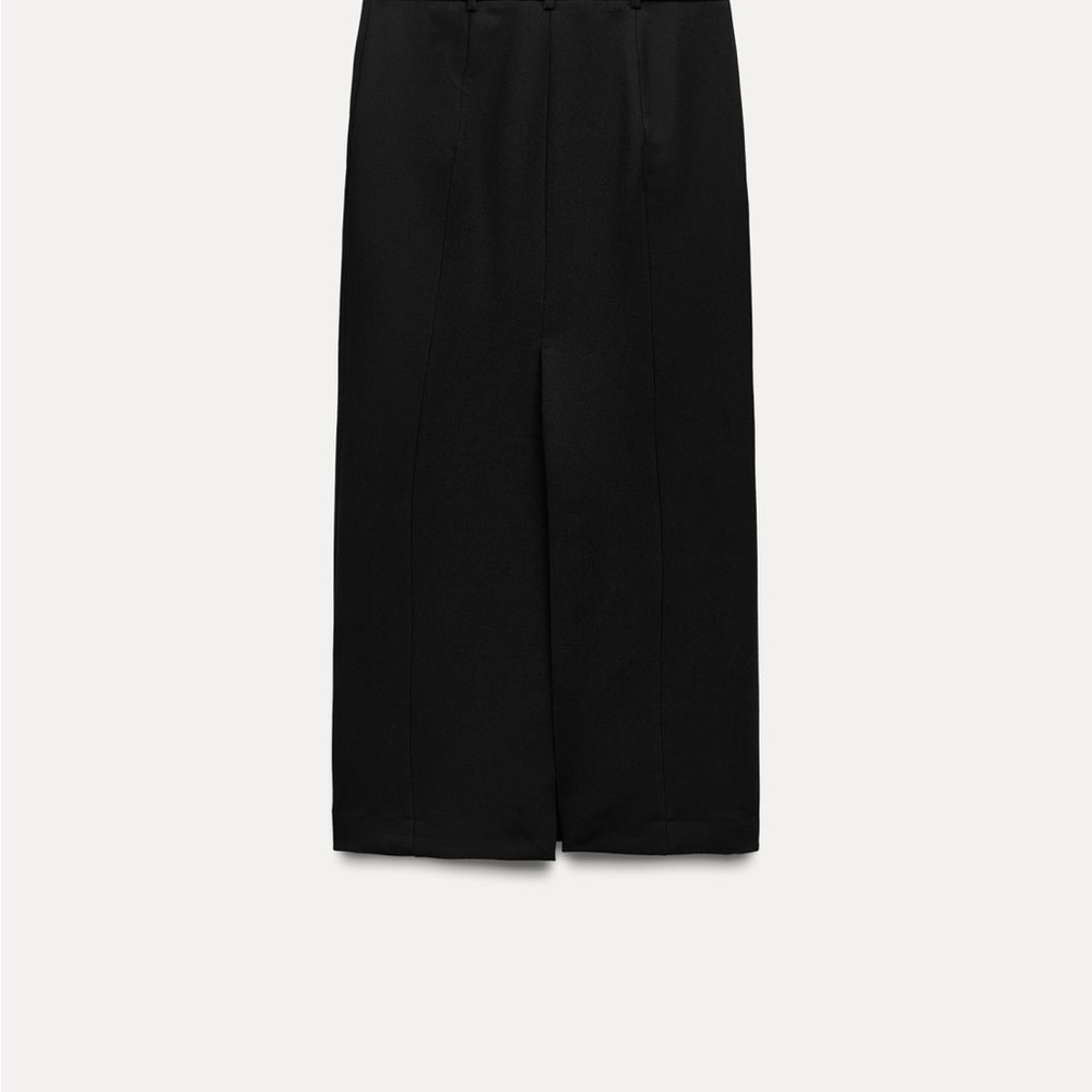 VIRAL NEW ZARA MAXI ELEGANT SKIRT WITH ZIPPER CLOSURE
🚨NO DISCOUNT ON THIS SKIRT - Picture 9 of 16